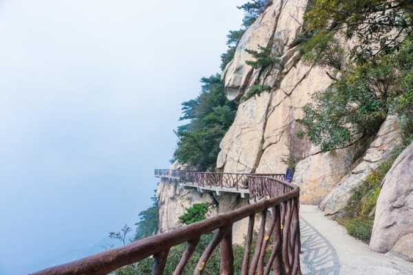 蒙山悬崖栈道旅游攻略(新手攻略保你安全)