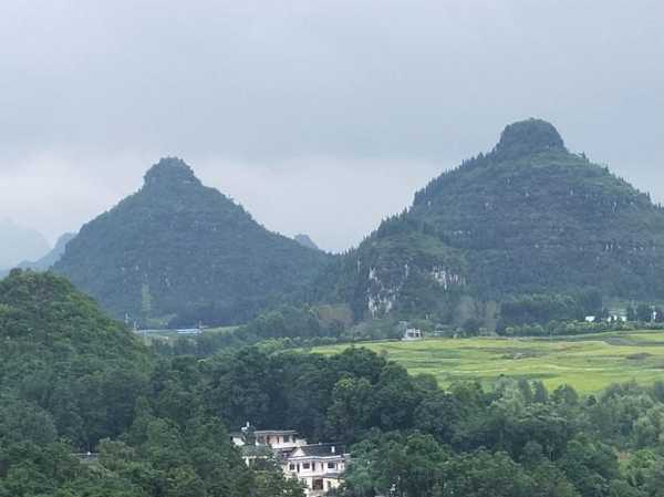 双乳峰贵州天气( 去双乳峰玩要带雨伞吗)