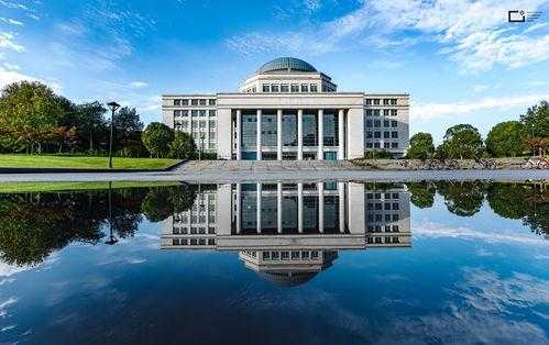 杭州师范大学地址(是不是在余杭区)