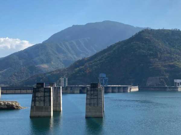 二滩水电站在哪里,它是在哪里建成的