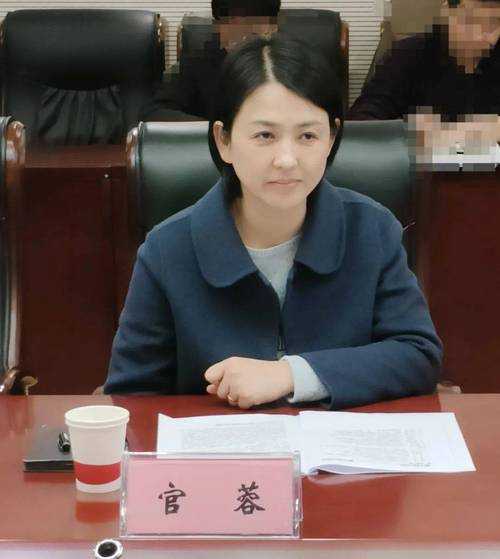 镜湖区政府网(政府网站帮你一把)