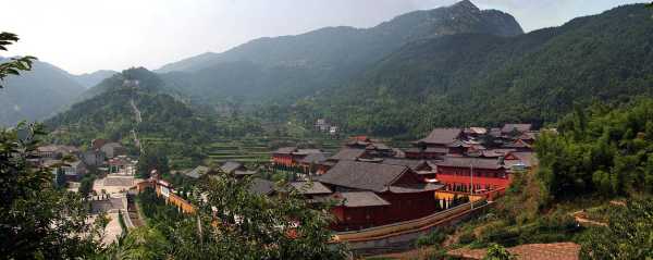 四祖寺在哪里,它离黄梅县城有多远