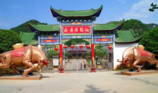 昆龙温泉,国家4A级景区值得一去吗