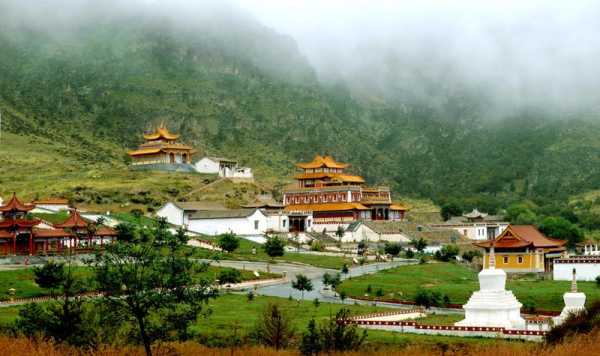 贺兰山南寺(  你知道它的名字由来吗)