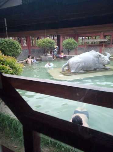 安月潭天气(适合去泡温泉吗)