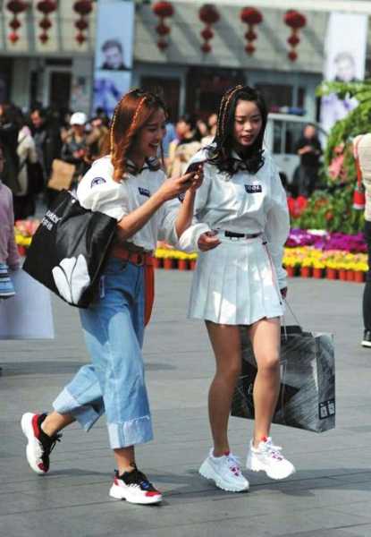 成都民族大道天气(适合穿什么衣服)