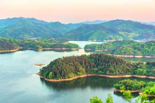 信阳灵龙湖景点门票, 如何合理安排游玩时间?