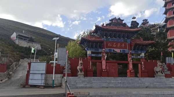 卓子县红石崖门票价格, 你知道吗?