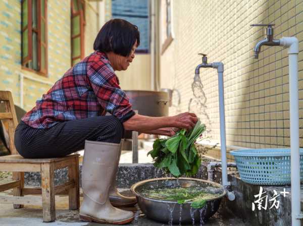 乡村小龙王,如何改变乡村生活面貌?