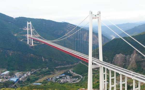 红河大桥, 探秘美丽的跨河之旅