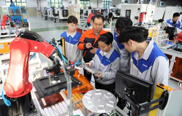 罗山中学，如何培养高素质学生？
