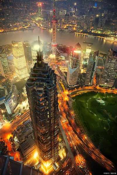 阿加尼亚:探索这座城市的独特魅力