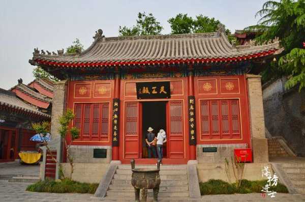 龙堂寺士门, 如何探索这座古寺的魅力?