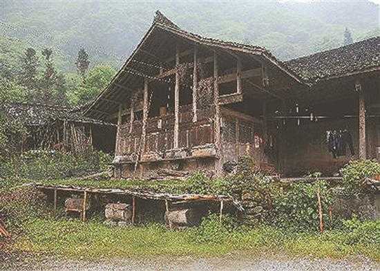 黑河老坡, 探秘这座历史悠久的古村落