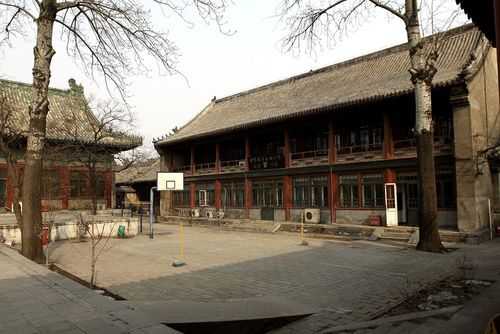 孚王府:探索这座历史悠久的古建筑之美