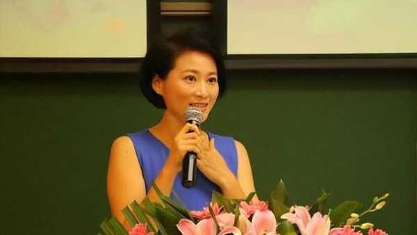 毛简青,如何在现代文学中脱颖而出?
