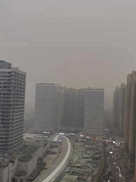 成都市郫县天气雾霾,今日空气质量如何?