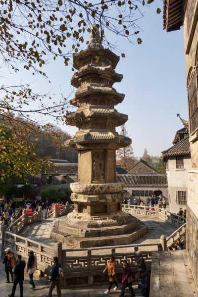 南京栖霞寺简介, 探秘这座古老寺庙的魅力