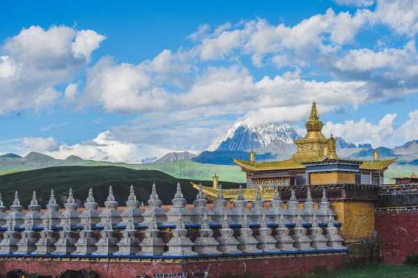 塔公寺简介, 探秘这座神圣寺庙的魅力