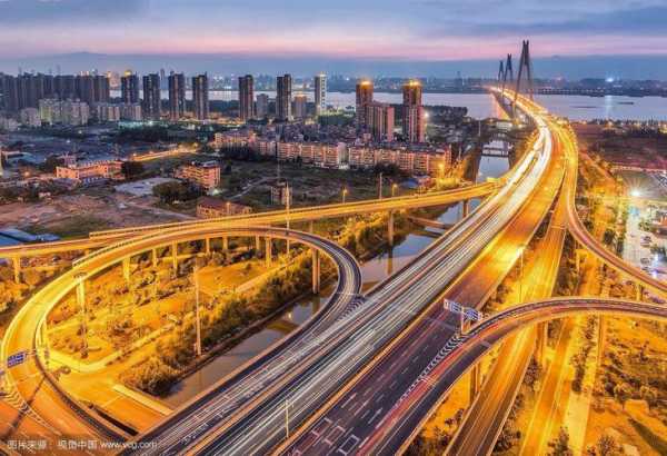 武宁路桥的建设意义, 如何提升城市交通便利性?