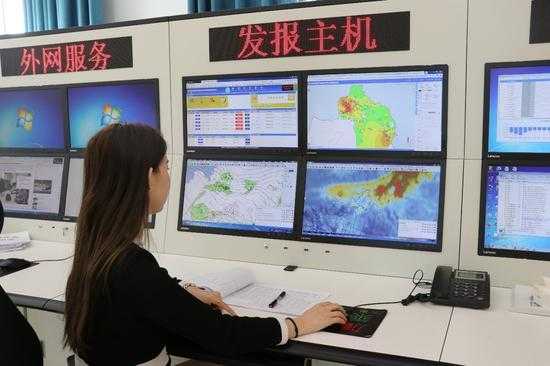 阿尔泰市福海天气预报, 今日气温和降水情况如何？