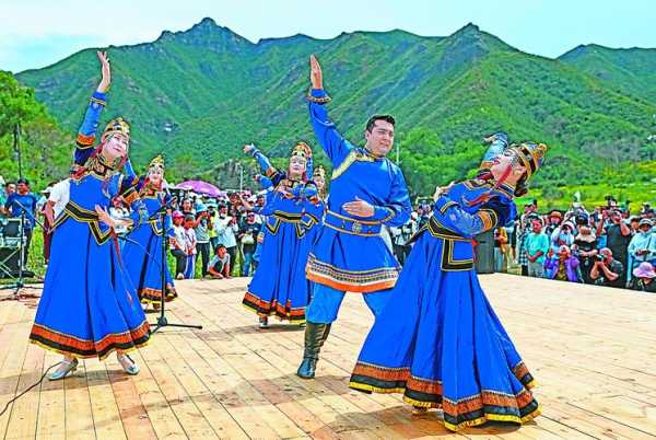 中国游牧文化旅游节, 如何体验独特的游牧生活?