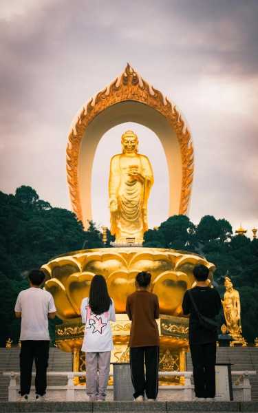 东林大佛多高, 其高度背后的故事是什么?