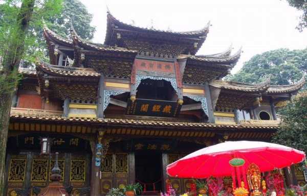 云峰寺在哪里, 探寻其文化与历史之美