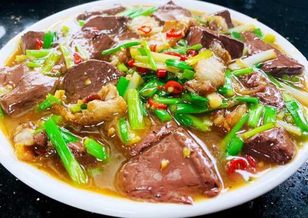 麻辣羊血,如何制作出正宗美味?