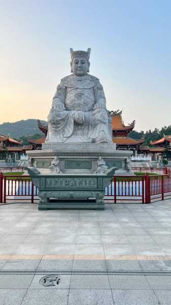 诗山凤山寺_探寻佛教文化的瑰宝