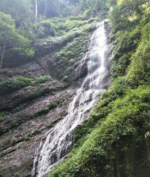 酒壶山_探秘隐藏的自然奇观