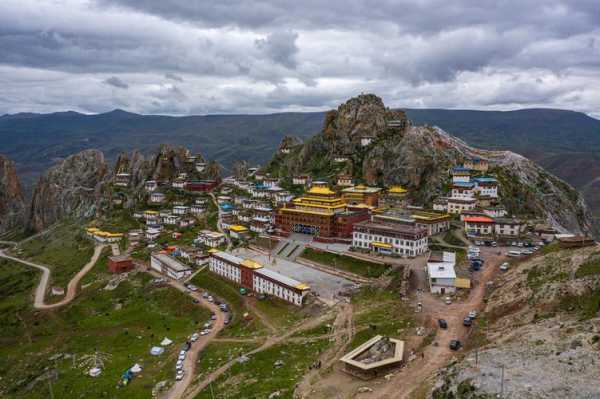 丁青寺_探索这座历史悠久的佛教圣地