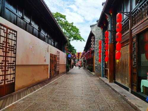 南塘老街在哪里_探寻这条历史悠久的街道