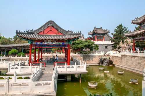 艺麓园_探索自然与艺术的完美融合