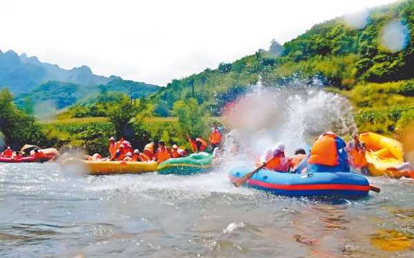飞水漂流_畅享夏日清凉之旅