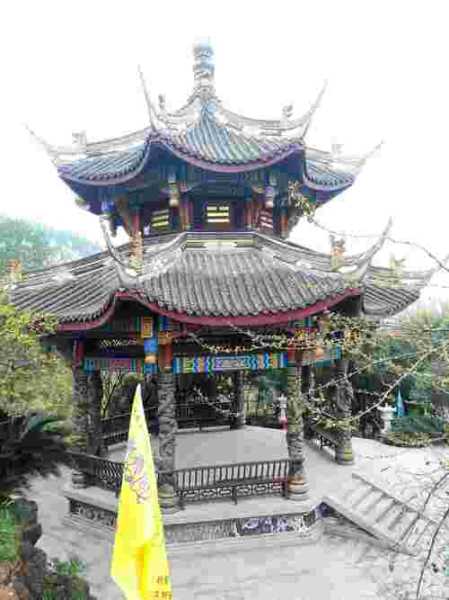 乐山紫霞宫_探访千年古刹的神秘魅力