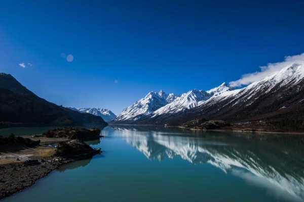 圣水湖在哪里_探索这片神秘湖泊的风景与传说