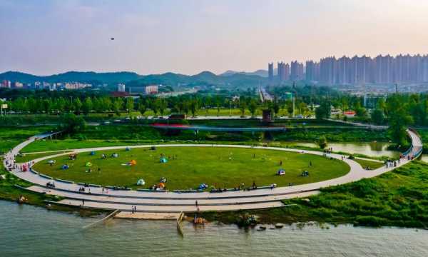 银星湾公园_畅享自然之美与休闲时光