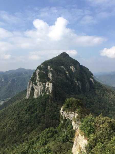 灵台山_探索这座神秘山脉的魅力