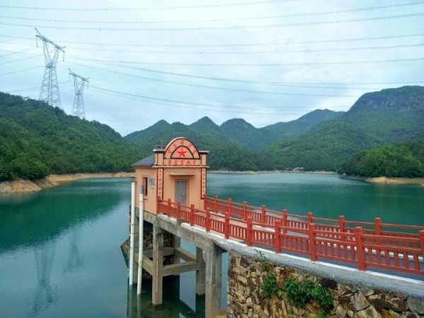 壶江岛_探秘这座世外桃源的魅力