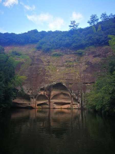大金湖在哪里_探索其独特魅力与景点