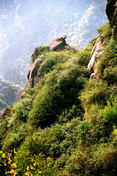汤王山_探索这座神秘山脉的魅力
