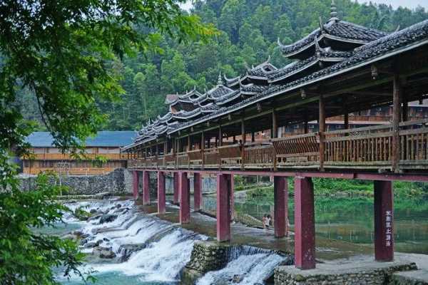 雨卜苗寨_探索神秘的苗族文化之旅
