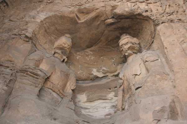 驼山石窟_探秘古代艺术的瑰宝