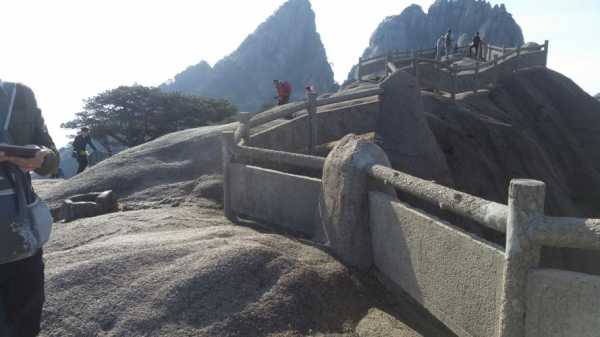 鳌山圣境_探秘中国最美山岳胜地