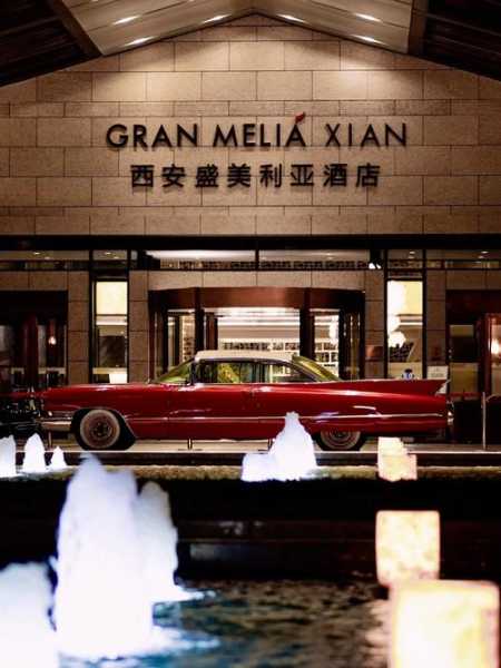 日月明酒店_体验奢华与舒适的完美结合