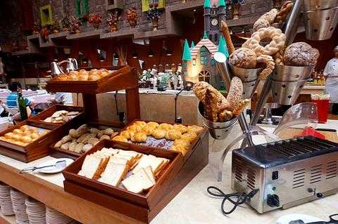 哈尔滨华旗饭店_体验独特的东北美食