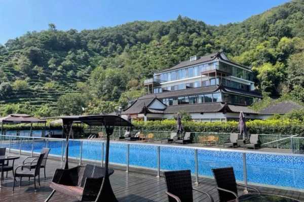 枫情山水度假村_探寻完美的自然避世之地