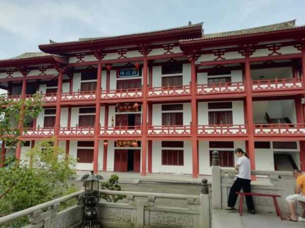 资国寺_历史与文化的探秘之旅