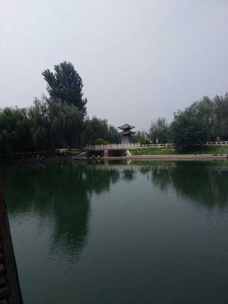 平山白鹿温泉天气_适合避寒的最佳时间是?